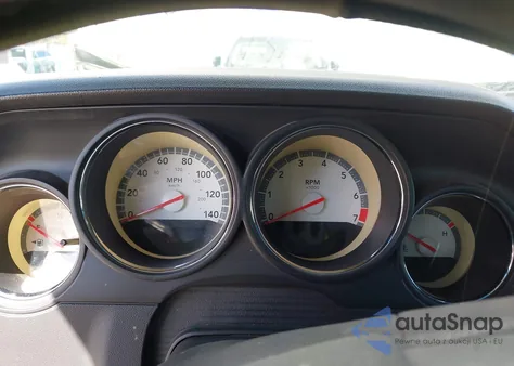 2010 Dodge Challenger Se z USA, uszkodzony, nr VIN 2B3CJ4DV3AH322489